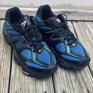 LIKE NEW- New Balance 9060- Black/Blue Sneakers M 10.5/ W 12